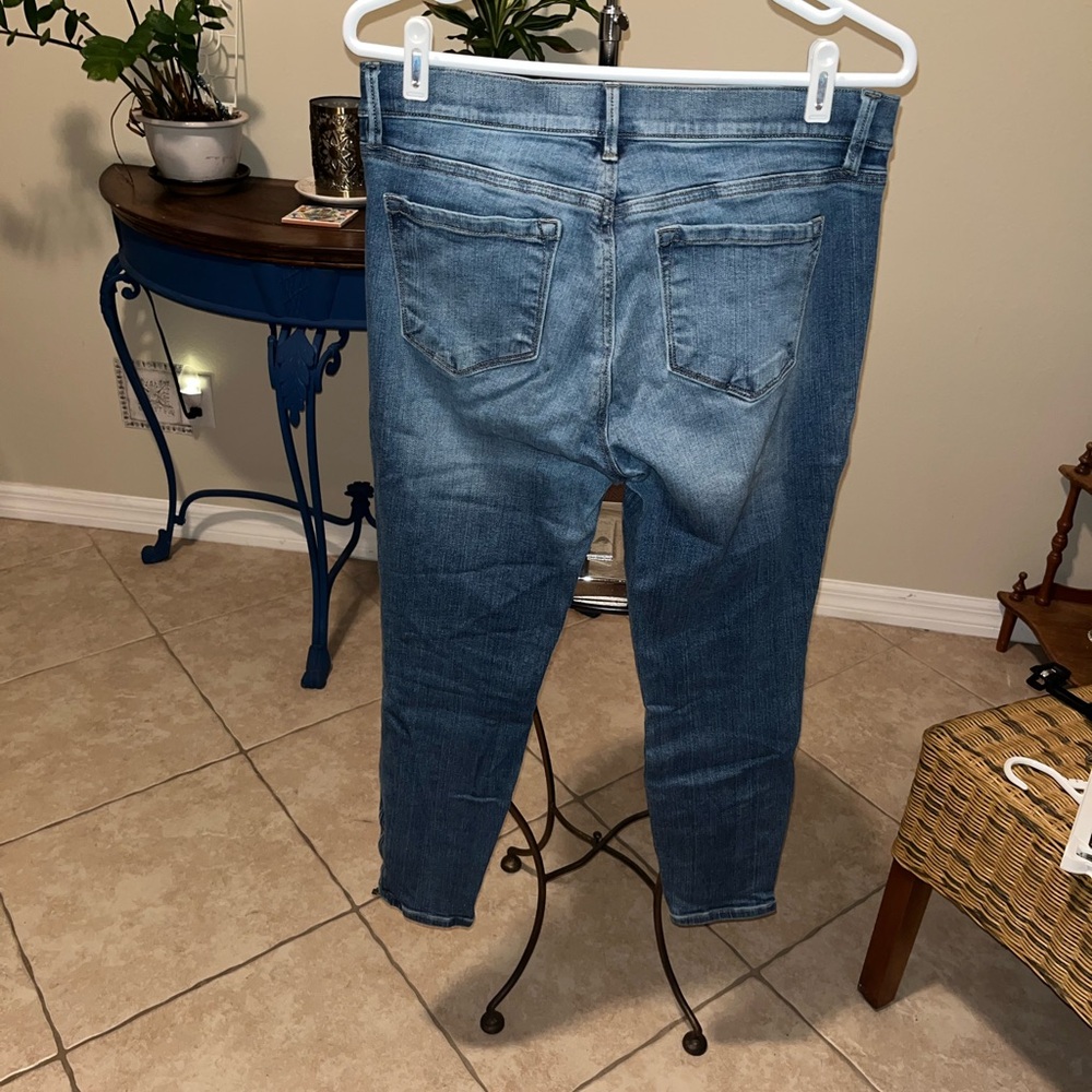 Ann Taylor LOFT Modern Skinny Ankle Jeans - 8 - Picture 3 of 8